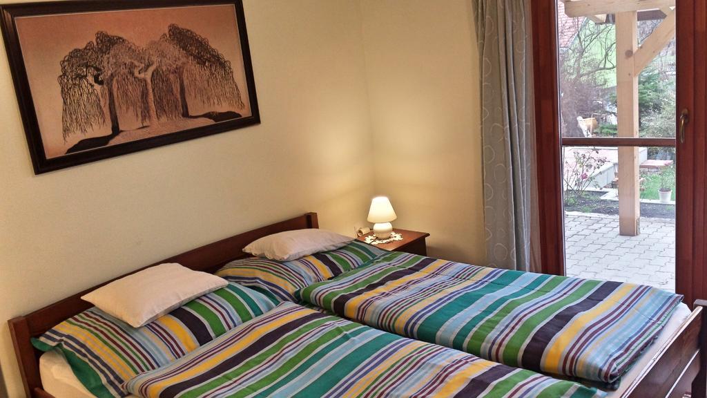 Virag Apartmanhaz Sopron Exteriör bild