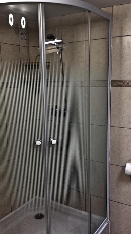 Virag Apartmanhaz Sopron Exteriör bild